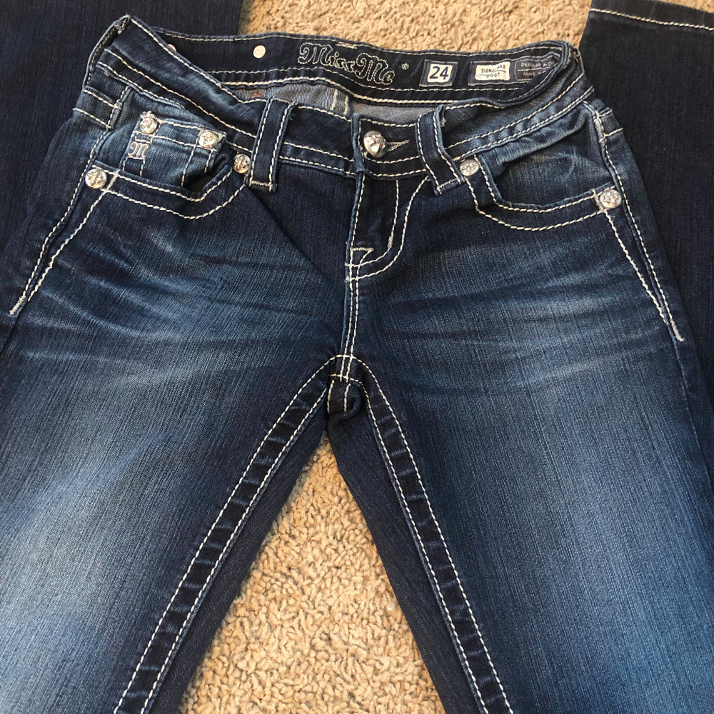MISS ME SIGNATURE BOOT EMBELLISHED JEANS SIZE 24.